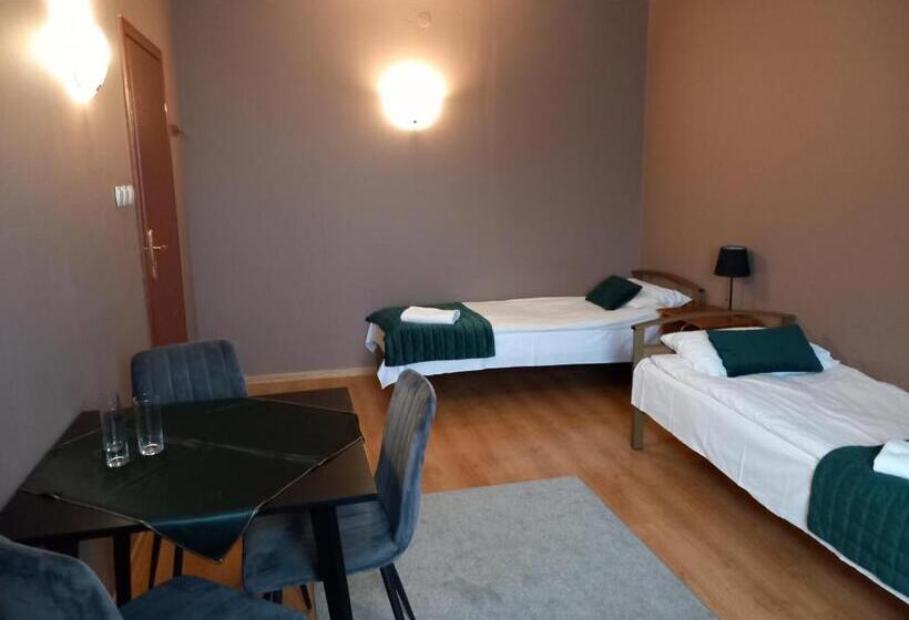 Трехместный Номер Стандарт Совместная Ванная, Baltazar