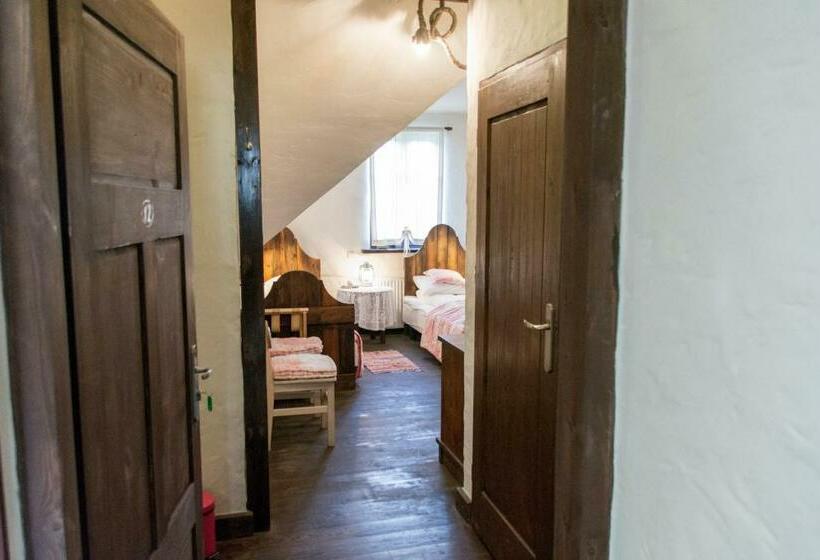 اتاق لوکس, Karczma Zamojszczyzna