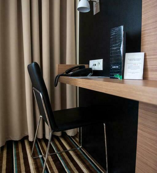 컴포트 싱글 룸, Auto Port Renice