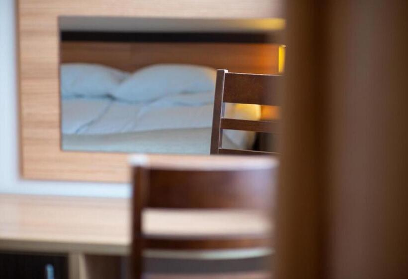 إستوديو قياسى, Seo Rewal