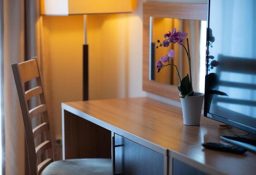 إستوديو قياسى, Seo Rewal