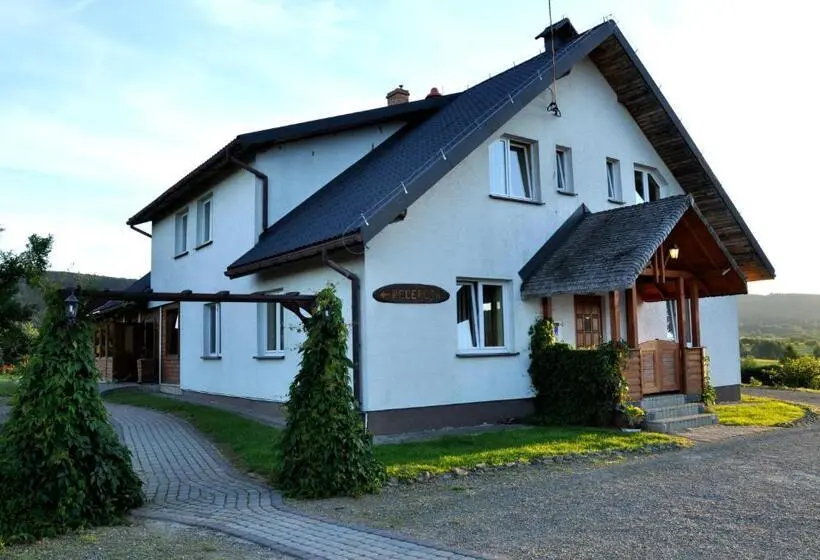 Standard Neljän Hengen Huone, Bieszczadzki Ośrodek Wypoczynkowo Konferencyjny Danfarm