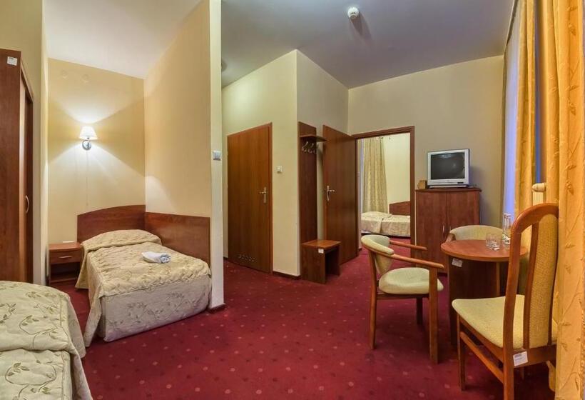 اتاق استاندارد چهار تخته, Nowy Dom Zdrojowy