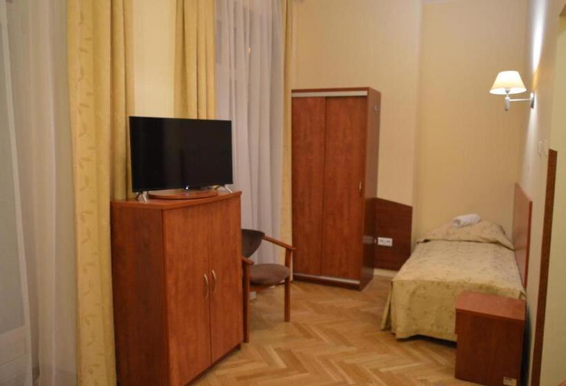 اتاق استاندارد سه نفره, Nowy Dom Zdrojowy