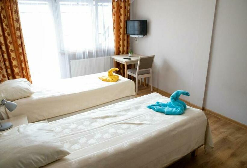 اتاق استاندارد سه نفره, Zacisze Natura Tour