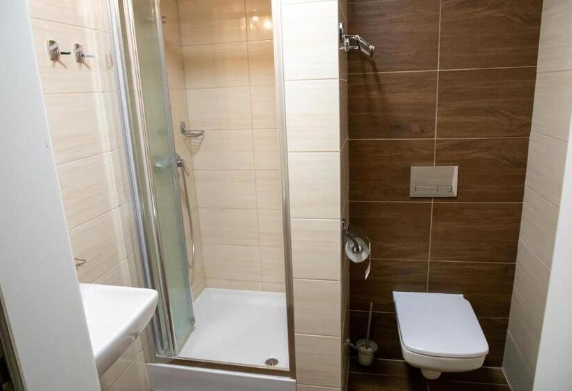 اتاق استاندارد چهار تخته, Zacisze Natura Tour