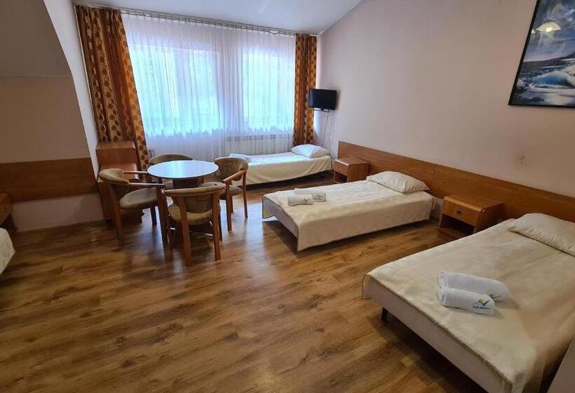 اتاق استاندارد چهار تخته, Zacisze Natura Tour