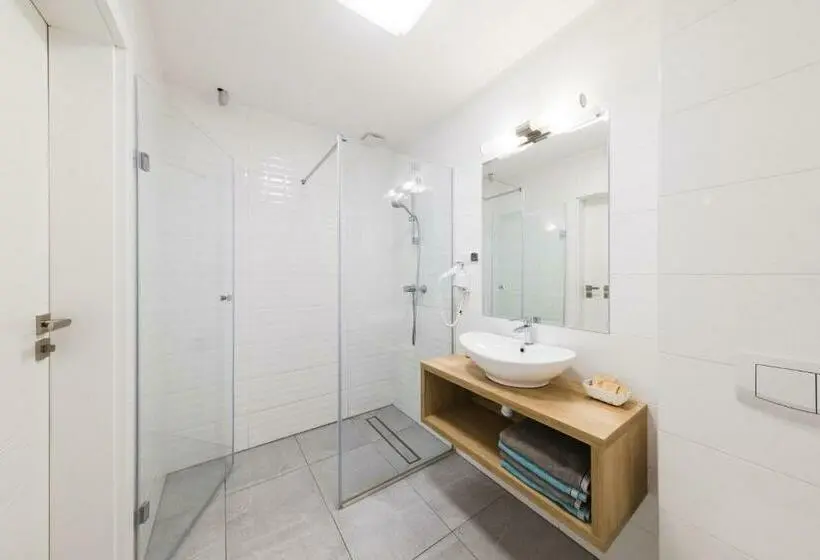 １ベッドルームのスーペリアアパートメント, Apartamenty Bałtyckie   Grand Baltic   Wifi, Klimatyzacja, Sala Zabaw, Taras Wypoczynkowy, Centrum U