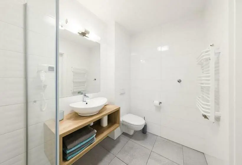 １ベッドルームのスーペリアアパートメント, Apartamenty Bałtyckie   Grand Baltic   Wifi, Klimatyzacja, Sala Zabaw, Taras Wypoczynkowy, Centrum U