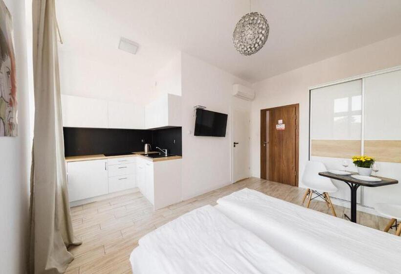 Студия Deluxe, Apartamenty Bałtyckie   Grand Baltic   Wifi, Klimatyzacja, Sala Zabaw, Taras Wypoczynkowy, Centrum U