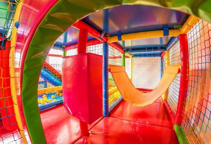 استودیوی استاندارد, Apartamenty Bałtyckie   Grand Baltic   Wifi, Klimatyzacja, Sala Zabaw, Taras Wypoczynkowy, Centrum U