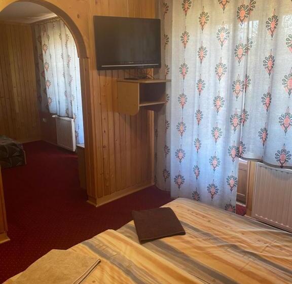 اتاق استاندارد چهار تخته, Pokoje Gościnne Madzia