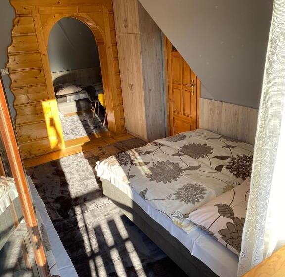 اتاق خانوادگی, Pokoje Gościnne Madzia