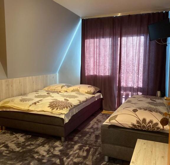 اتاق خانوادگی, Pokoje Gościnne Madzia