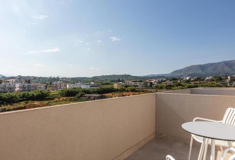 جناح جونيور مطل على الجبل, Nima Boutique