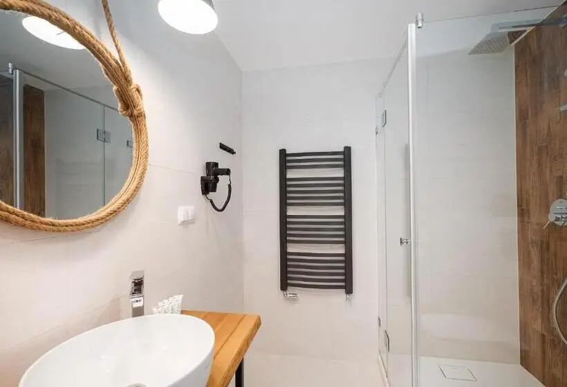 استودیو خانوادگی, Leśne Apartamenty