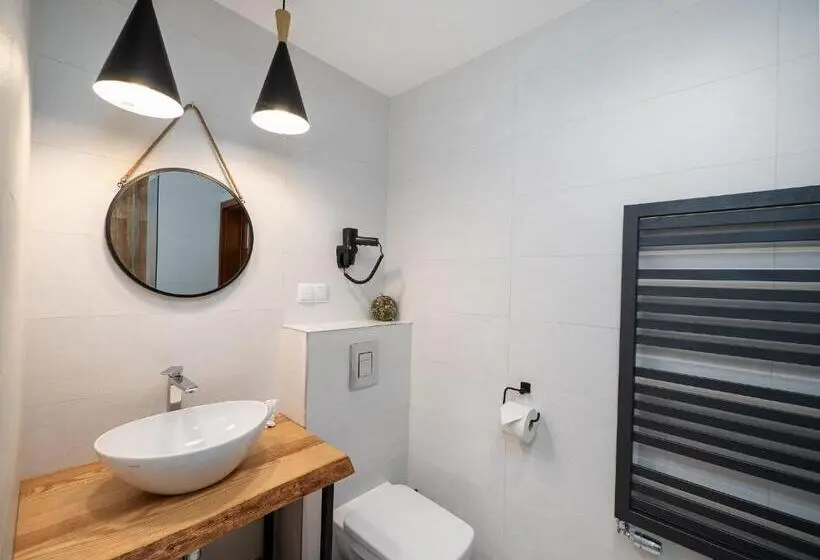 اتاق عادی, Leśne Apartamenty