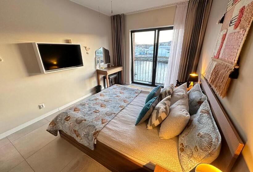 آپارتمان 1 خوابه با چشمانداز دریا, Maximus