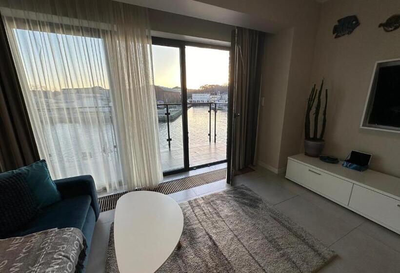 آپارتمان 1 خوابه با چشمانداز دریا, Maximus