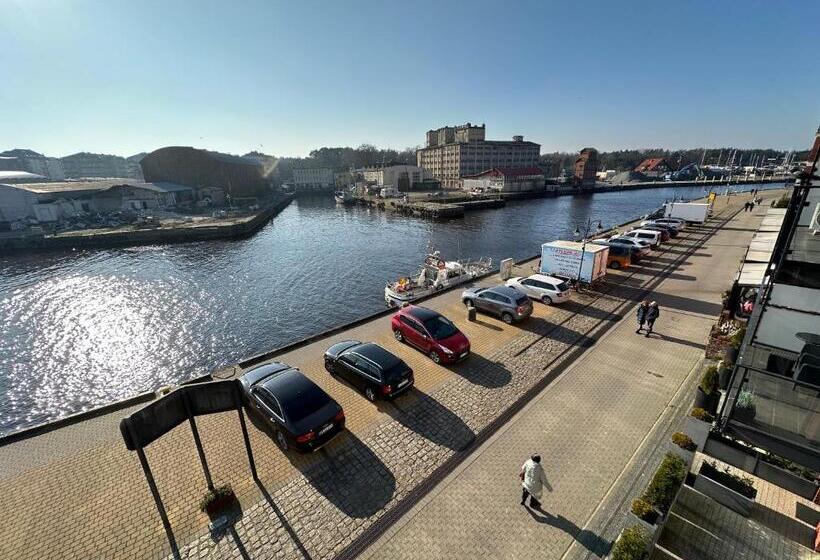 آپارتمان 1 خوابه با چشمانداز دریا, Maximus