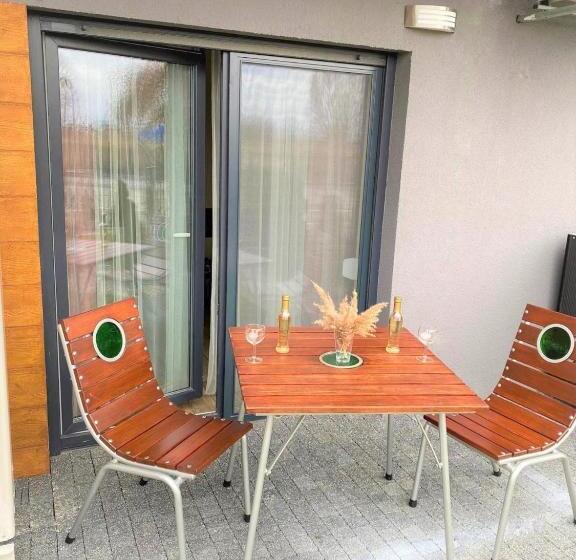 Standard Trippelrum, Villa Porto