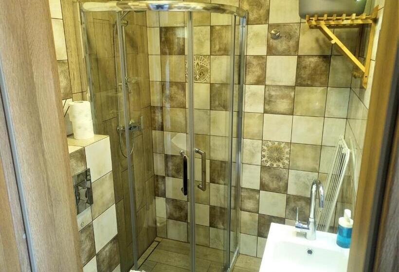 Standard Trippelrum, Villa Porto