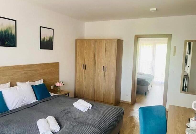 スタンダードスタジオ, Willa Domiwera