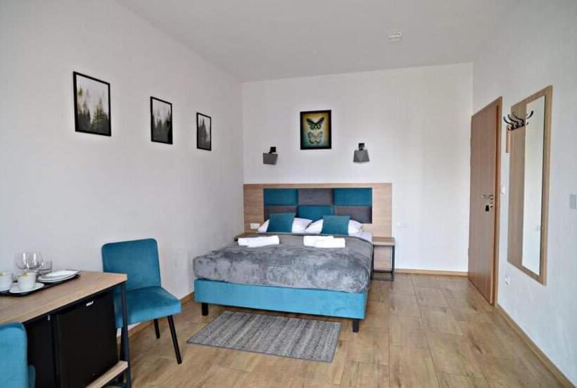 スタンダードルーム, Willa Domiwera