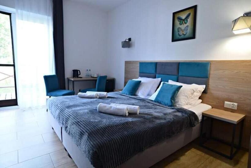 スタンダードルーム, Willa Domiwera