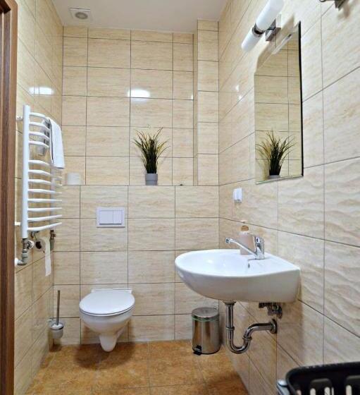 スタンダードルーム, Willa Domiwera