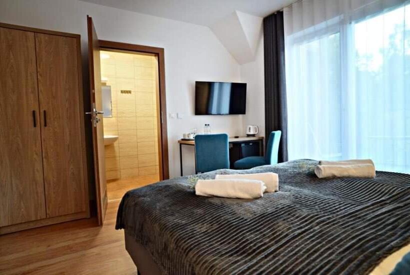 スタンダードルーム, Willa Domiwera