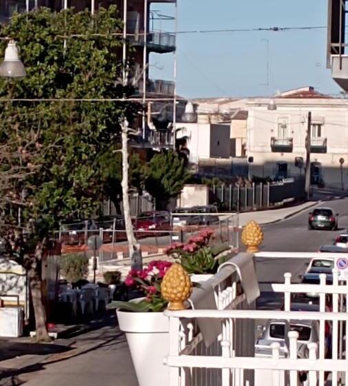 Номер Deluxe, Gli Specchi Di Archimede