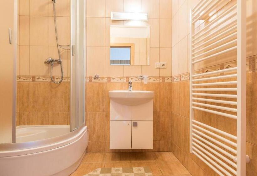 חדר משפחתי דלוקס, Koliba Holica