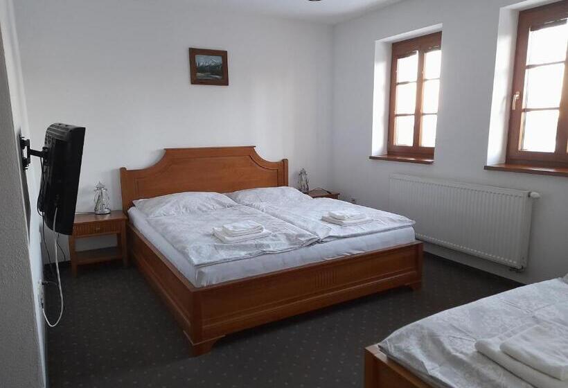 חדר משפחתי דלוקס, Koliba Holica