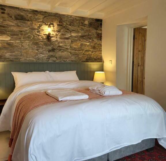 غرفة قياسية مطلّة علي الحديقة, Stone Barn