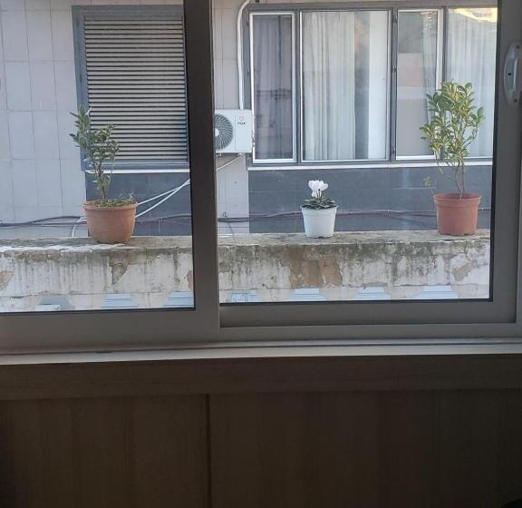 バルコニー付きスタンダードルーム, Hostel Oakland