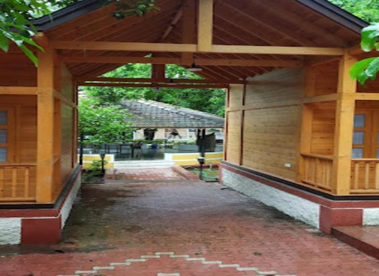 标准平房, Nature Fun Resort