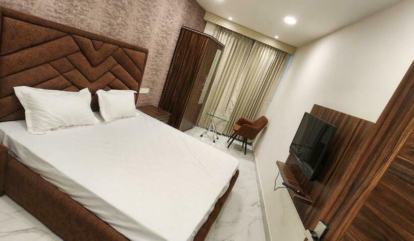 اتاق استاندارد, Ovel