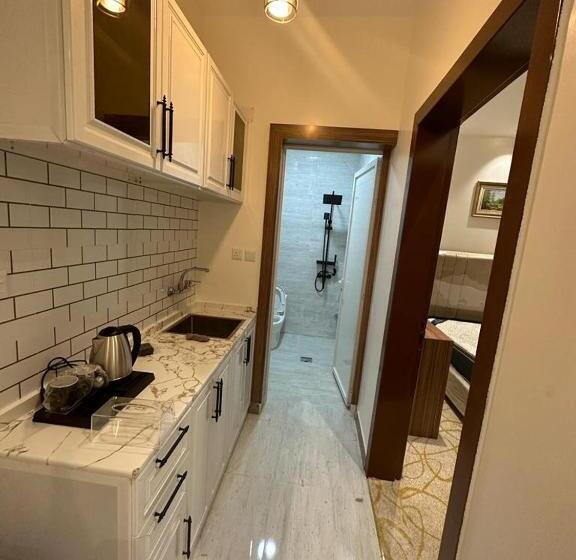 Апартаменты 1 Спальня, فندق الجوافة