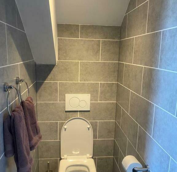 غرفة قياسية, De Bloesem