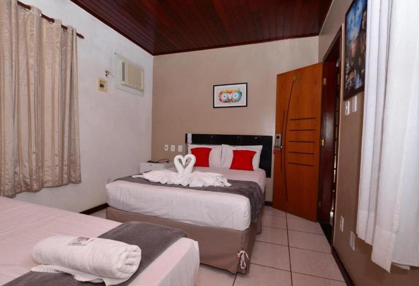 חדר קומפורט לשלושה, Diamante Negro