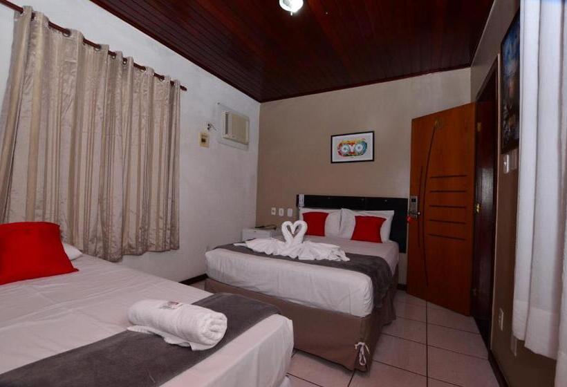 חדר קומפורט לשלושה, Diamante Negro