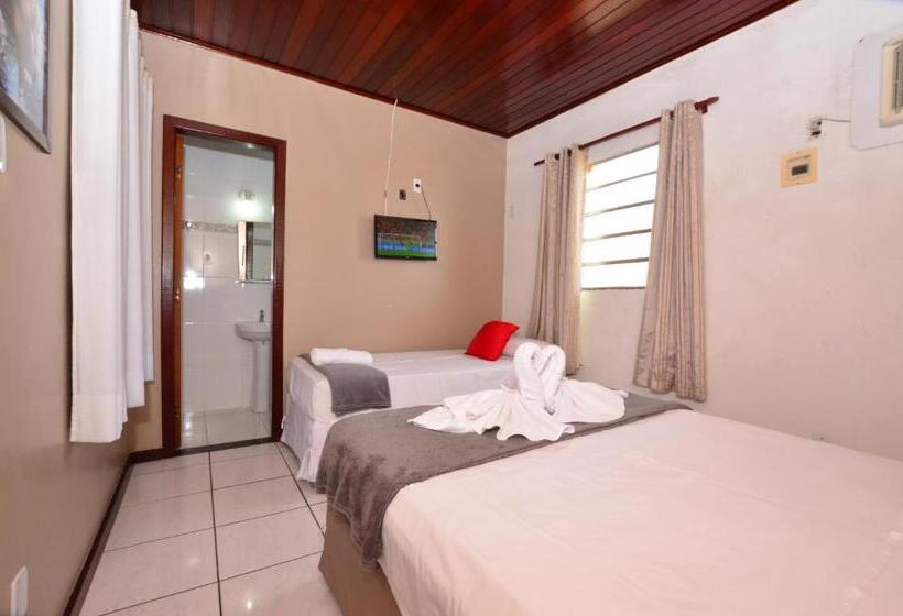 חדר סטנדרט לשלושה, Diamante Negro