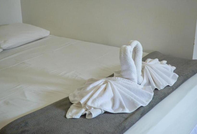 חדר סטנדרט לארבעה, Diamante Negro