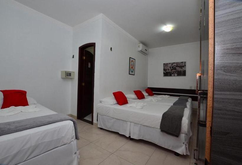 חדר אקונומי לארבעה, Diamante Negro