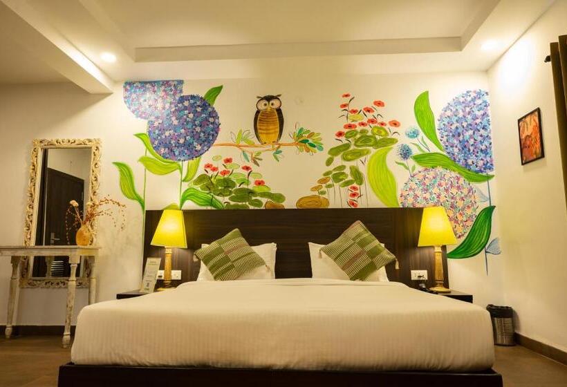 스탠다드 룸 킹사이즈 침대, Locomo Boutique, Morjim Stay Work Eat