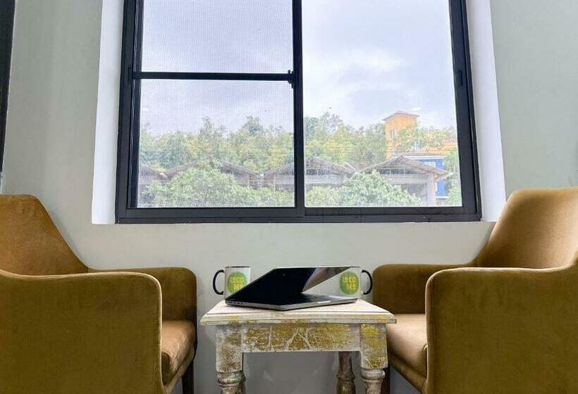 스탠다드 룸 킹사이즈 침대, Locomo Boutique, Morjim Stay Work Eat