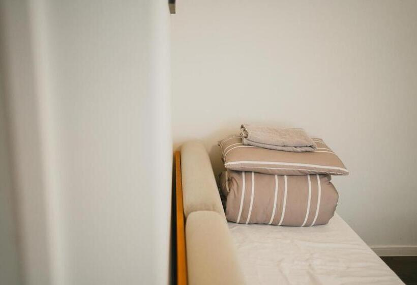 1 Bedroom Apartment Ground Floor, 5963 Hotel Higashi Ikebukuro