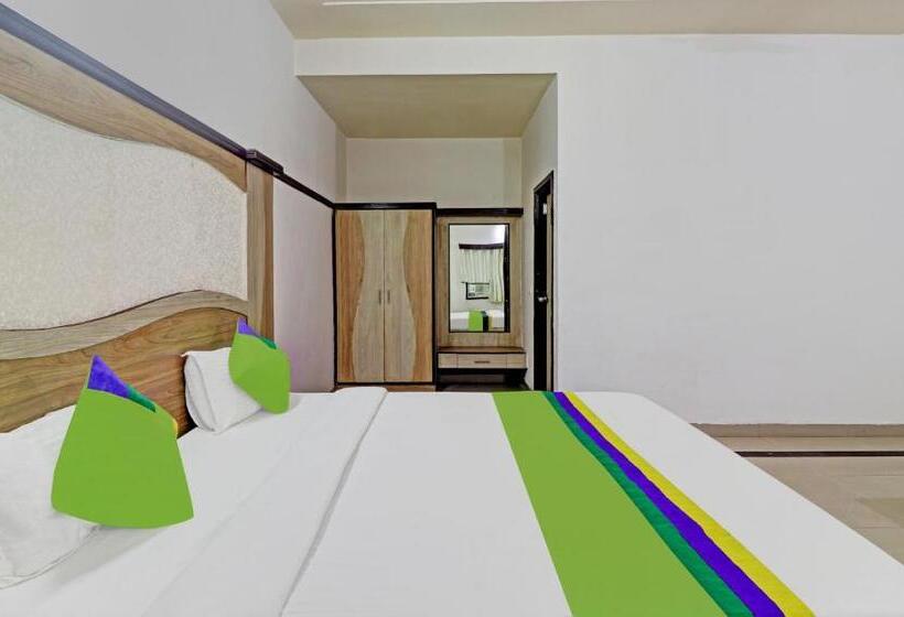 Chambre Supérieure Lit King Size, Golden Heights