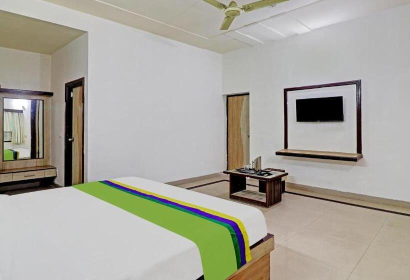 Chambre Supérieure Lit King Size, Golden Heights